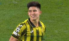 Со счетом 1:5 закончился матч «Челси» Дастана Сатпаева