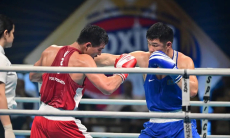 Чемпиону мира по боксу из Казахстана предложили сменить гражданство. Он принял решение