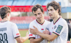 «Арсенал» казахстанского тренера сотворил сенсацию в чемпионате