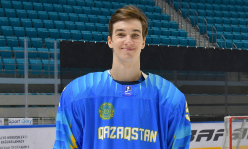 Казахстанский хоккеист прибыл в расположение европейского клуба