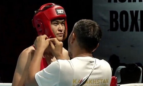 Казахстан оформил третью победу нокаутом подряд на чемпионате Азии по боксу