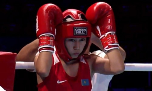Казахстанскую чемпионку отправили в нокдаун и лишили финала ЧА-2025 по боксу