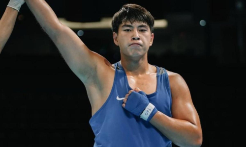 Казахстан в бою с нокдауном выиграл второе «золото» исторического ЧА-2025 по боксу