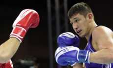 Дуэль с Узбекистаном и первая победа. Как Казахстан стартовал на историческом ЧМ-2025 по боксу