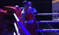 Казахстанец провел бой с олимпийским чемпионом по боксу из Узбекистана