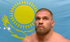 Зарубежная лига наградила двух казахстанских бойцов