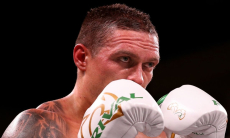 Россиянин «отправил» Александра Усика в нокаут