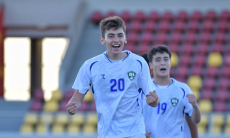 Узбекистан совершил камбэк и победил со счетом 3:2 в футбольном матче