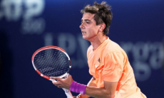 Казахстанский теннисист пробился в четвертьфинал турнира в Китае