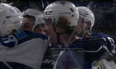 «Барыс» сотворил камбэк за 20 секунд и проиграл второй подряд матч в КХЛ