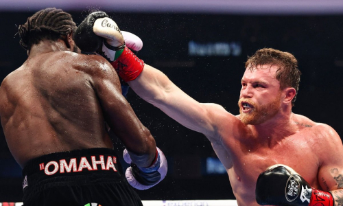 Леннокс Льюис вынес вердикт бою «Канело» — Кроуфорд за «абсолют»