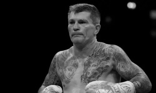 Ушел из жизни легендарный боксер