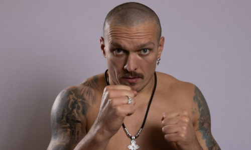 Александр Усик сыграл за сборную мира в футбольном матче