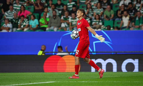 Главный тренер «Спортинга» высказался о незабитом пенальти 18-летнему вратарю «Кайрата»