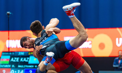Казахстанец сразится за финал чемпионата мира по греко-римской борьбе