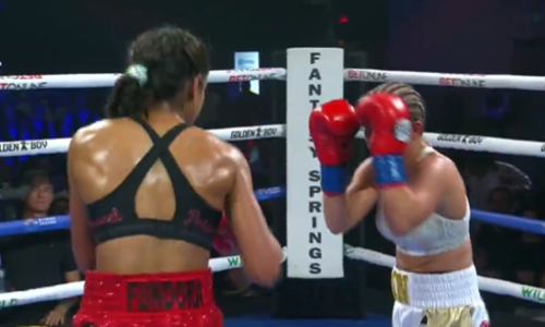 Жесткий нокаут решил судьбу «абсолюта» в США. Видео