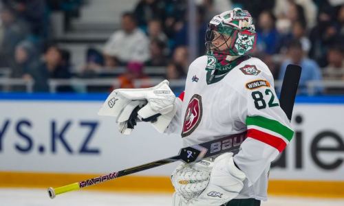 «Мы выдержали натиск». Голкипер «Ак Барса» оценил тяжелую победу над «Барысом» в КХЛ