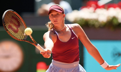 Разгромом завершился матч Мирры Андреевой на турнире в Пекине