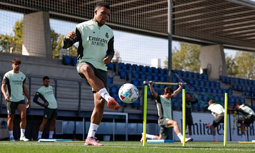 «Реал» показал подготовку к матчу с «Кайратом»