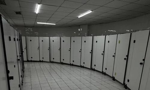 Туалет на Центральном стадионе Алматы