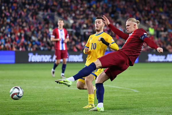 Футбольные легенды на казахстанской земле. Топ-10 звёздных визитов