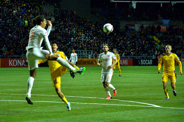 Футбольные легенды на казахстанской земле. Топ-10 звёздных визитов