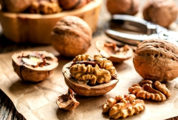 Съедайте горсть грецких орехов в это время. Ученые обещают удвоенный эффект