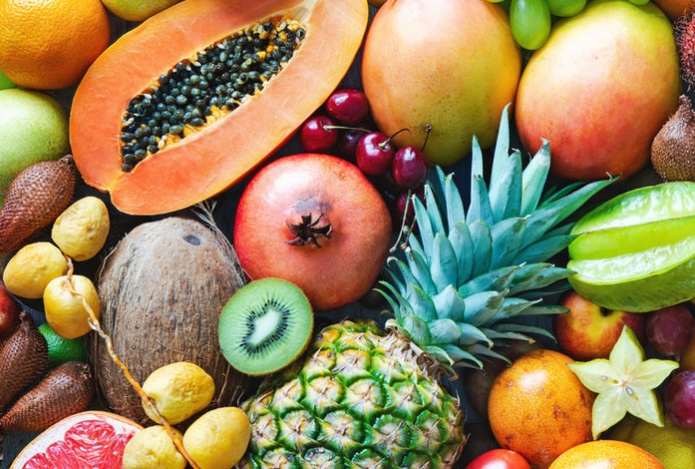 Иммунолог назвала три потенциально опасных фрукта