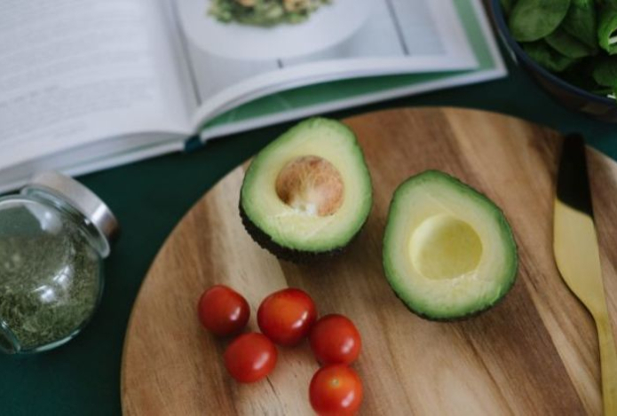 Вот когда нужно есть авокадо для получения максимальной пользы