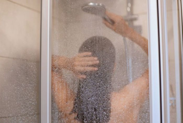 Лучшая температура воды в душе для кожи, волос и избежания головной боли