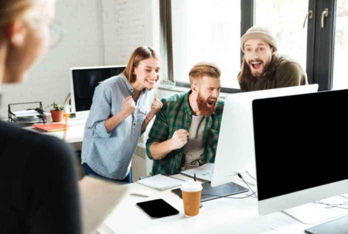 Миллениалы и зумеры — чья работоспособность выше