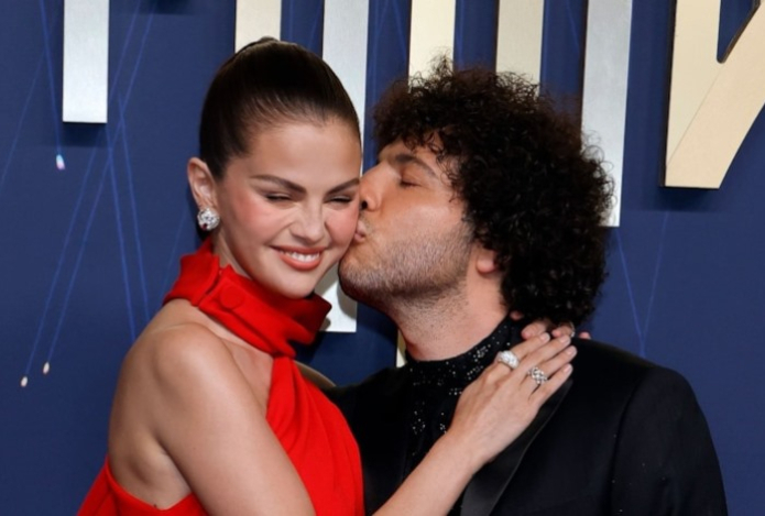 Селена Гомес и Бенни Бланко поженились в Санта-Барбаре — кто из звезд был на свадьбе