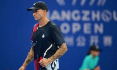 Казахстанского теннисиста разгромили на старте турнира в Китае