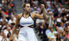 Арина Соболенко быстрым разгромом приблизилась к матчу с Еленой Рыбакиной