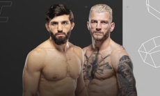 В UFC выбрали фаворита боя Царукян — Хукер