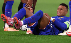 Мбаппе забил за сборную Франции и снова получил травму