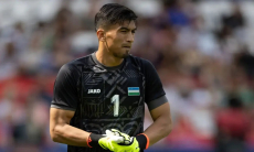 В сборной Узбекистана обратились к уроженцу Казахстана после поражения от Уругвая