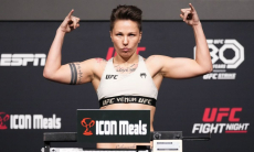 Уроженка Казахстана исключена из ростера UFC