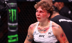 Уроженка Казахстана сделала заявление после увольнения из UFC