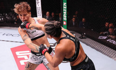 В России отреагировали на увольнение уроженки Казахстана из UFC