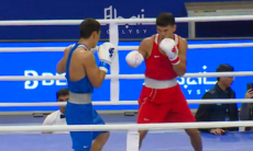Разгромом обернулся бой чемпиона Азии по боксу из Казахстана за медаль
