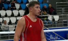 Чемпион Азии по боксу из Казахстана одержал разгромную победу