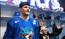 Видео победной раздевалки «Барыса» после матча КХЛ с «Амуром»