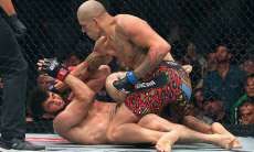 В России вынесли вердикт поражению Анкалаева в титульном бою UFC