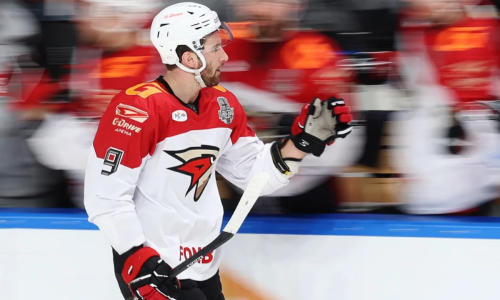 Экс-лидер «Барыса» подписал контракт на три года с топ-клубом КХЛ