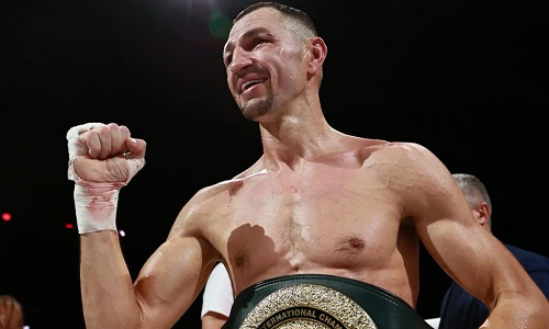 Известный украинский боксер завоевал титул в 41 год