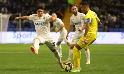 Дастан Сатпаев, Макс Эбонг