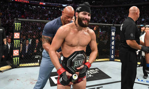 Экс-боец UFC отсудил миллиарды 