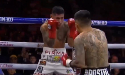 Лара оформил нокаут в первом раунде в главном бою вечера бокса. Видео