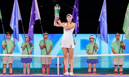 Елена Рыбакина выступила с обращением после завоевания второго титула в сезоне